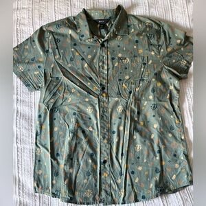 RVCA Men’s Sage Green Short-Sleeve Button-Down Shirt with Multicolor Motif